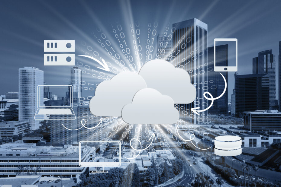 Ilustração de Cloud Development Environments substituindo o processamento local.